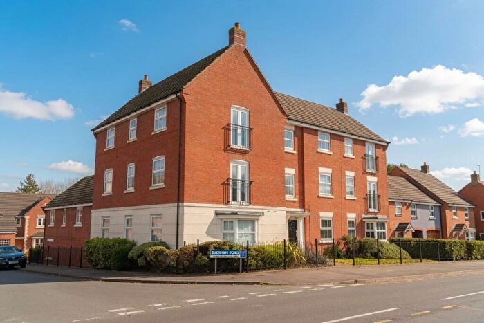 2 Bedroom Apartment For Sale In Evesham Road, Redditch, Worcestershire, B97