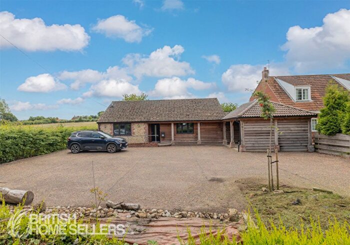 5 Bedroom Bungalow For Sale In Blacksmiths Lane, Hindringham, Fakenham, Norfolk, NR21