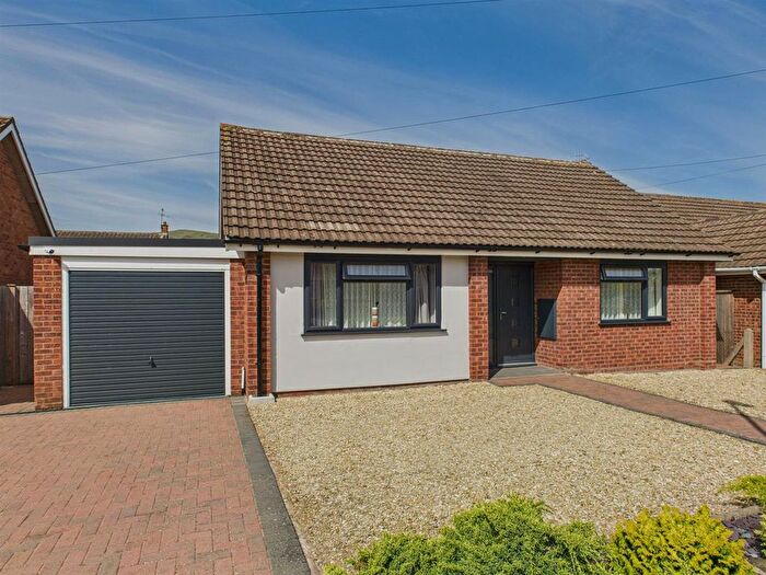 2 Bedroom Detached Bungalow For Sale In Monnow Close, Malvern, WR14