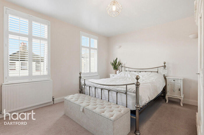4 Bedroom Terraced House For Sale In Lion Road, Bexleyheath, DA6