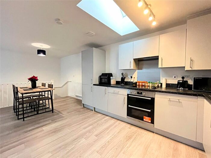 2 Bedroom Detached House For Sale In Amazon Way, Westbury, BA13
