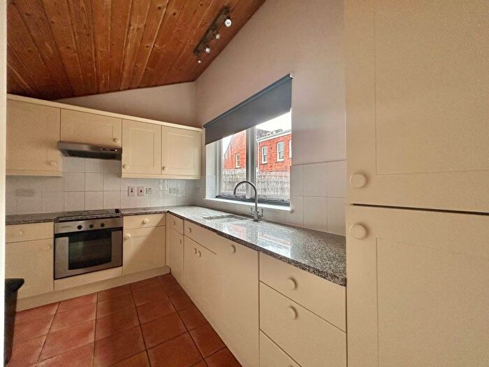 2 Bedroom Apartment To Rent In Reading Road, Henley On Thames, RG9