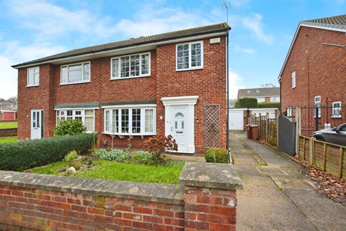 3 Bedroom Semi Detached House For Sale In Plymouth Road, Scunthorpe, DN17