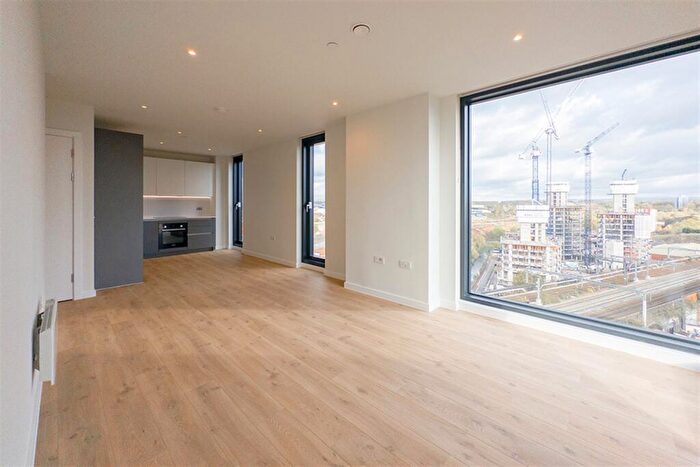 2 Bedroom Apartment To Rent In The Stile, Meadowside, M4