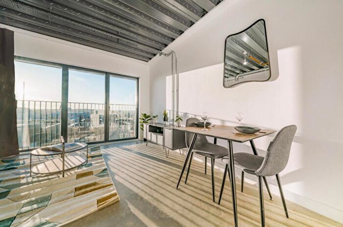 1 Bedroom Apartment To Rent In Aire Lofts, Climate Innovation District, LS9