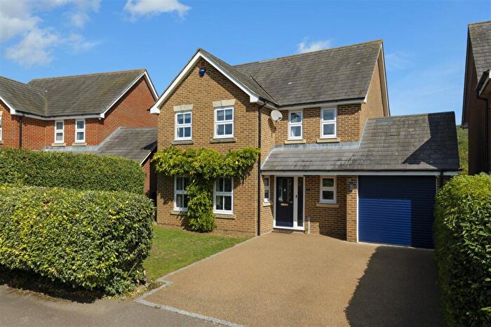 4 Bedroom Detached House For Sale In Orchard View, Detling, Maidstone, ME14