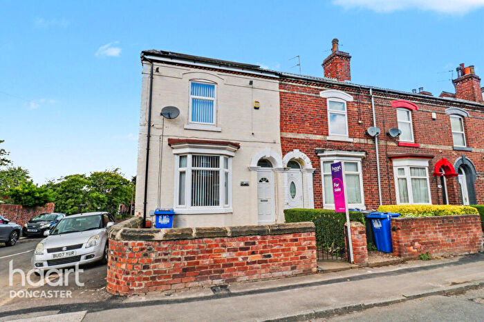 2 Bedroom End Of Terrace House For Sale In Littlemoor Lane, Balby, Doncaster, DN4