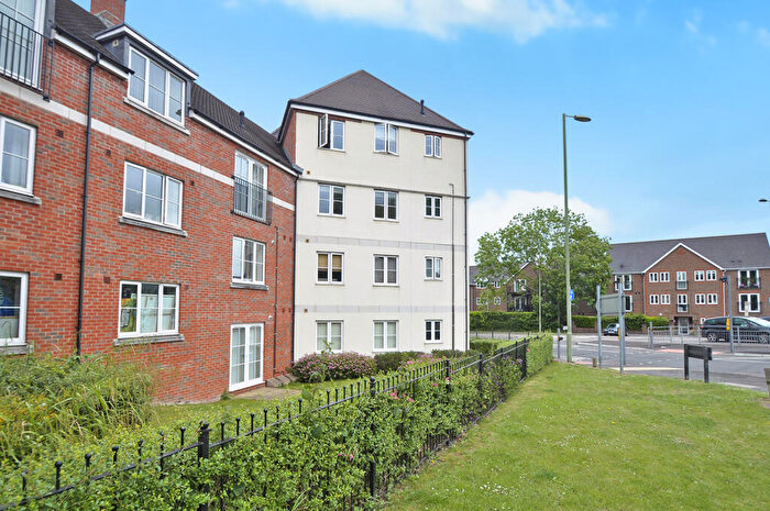 2 Bedroom Apartment To Rent In Rostron Close, West End, SO30