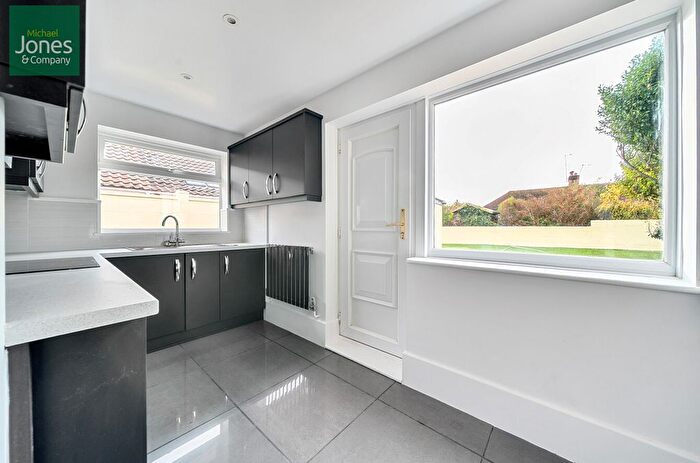 3 Bedroom Bungalow To Rent In Hurley Road, Worthing, West Sussex, BN13