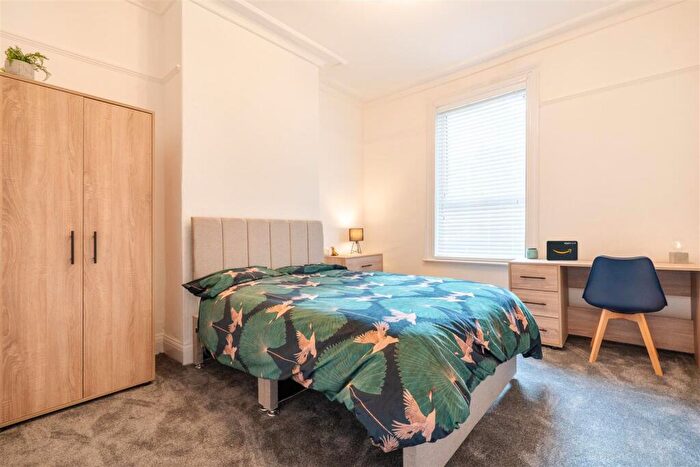 6 Bedroom House To Rent In Brunswick Street, Broomhall, Sheffield, S10