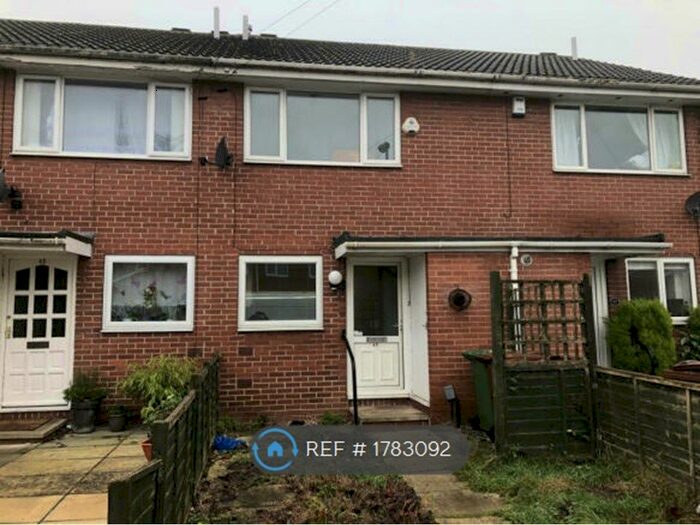 2 Bedroom Terraced House To Rent In Maybush Road, Wakefield, WF1