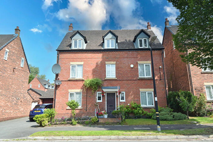 5 Bedroom Detached House For Sale In Ambleside Road, Flixton, M41