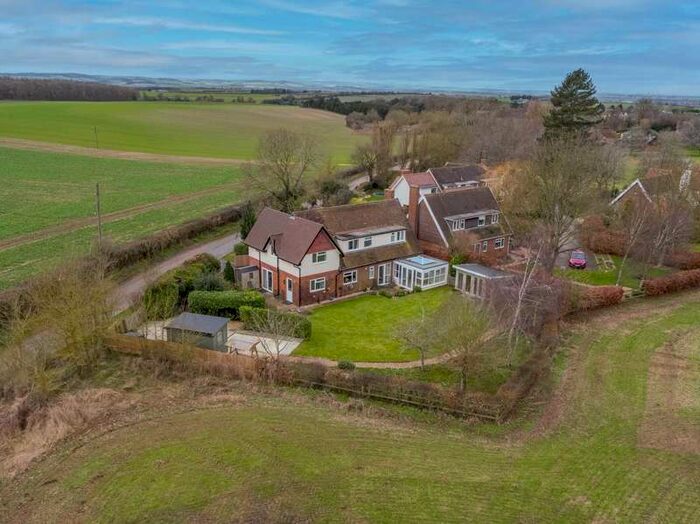 5 Bedroom Detached House For Sale In Nuffield Lane, Benson, OX10