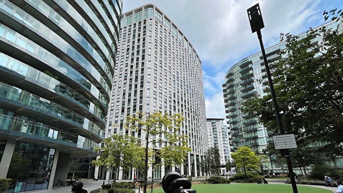 Studio To Rent In The Ark, Crossharbour Plaza, Canary Wharf, E14