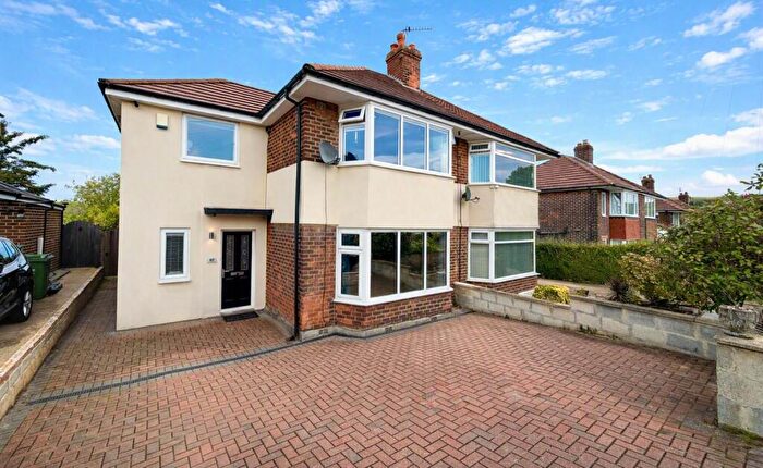 3 Bedroom Semi-Detached House For Sale In Green Park Road., Skircoat Green, Halifax, HX3
