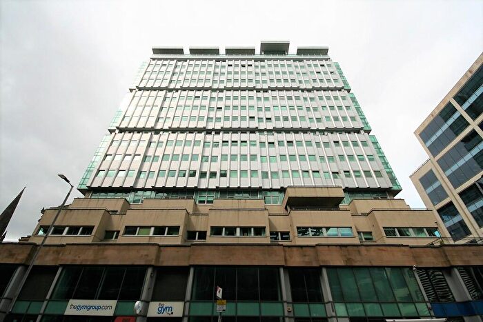 3 Bedroom Flat To Rent In Bothwell Street, Bed Furnished Executive Apartment, The Pinnacle - Available //, G2