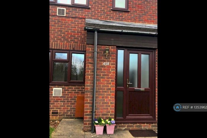 1 Bedroom Flat To Rent In Blue Bell Hill Village, Chatham, ME5