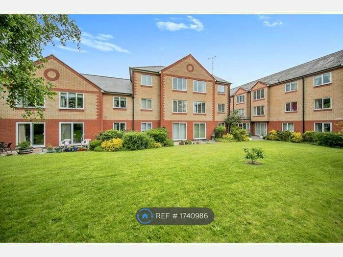 1 Bedroom Flat To Rent In Cranmere Court, Colchester, CO1