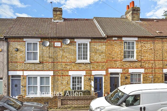2 Bedroom Terraced House For Sale In Abbs Cross Lane, Hornchurch, Essex, RM12