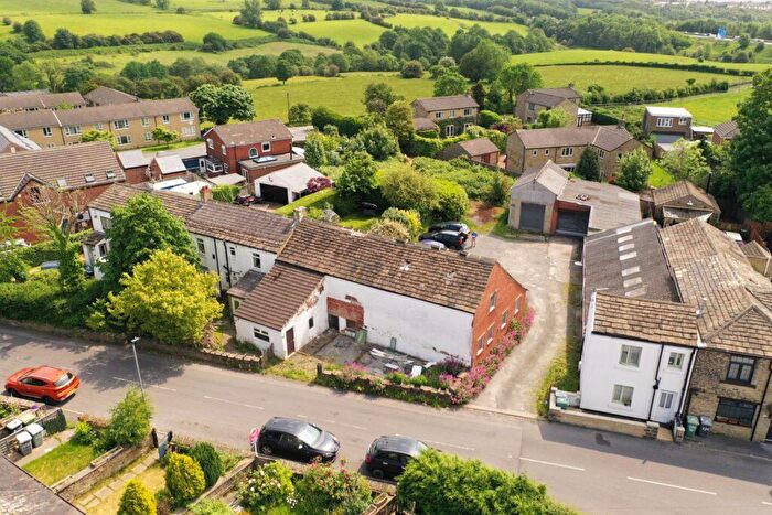 Cottage For Sale In Farmstead For Sale – Croft Farm, Moor Lane, Birkenshaw, Bradford, BD11