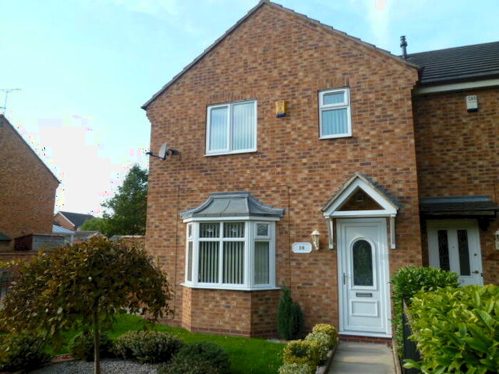 3 Bedroom End Of Terrace House To Rent In Barleigh Croft, Hull, HU9