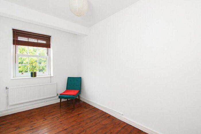 2 Bedroom Apartment To Rent In Cyrus House, Clerkenwell, EC1V