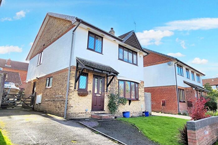 4 Bedroom Detached House For Sale In Charlton Marshall, DT11