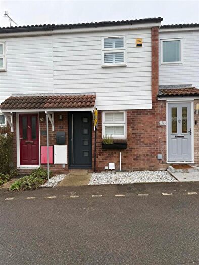 2 Bedroom Terraced House For Sale In Stafford Close, Linford, SS17