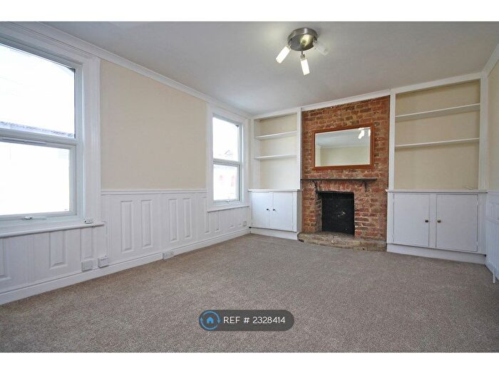 2 Bedroom Maisonette To Rent In Grange Park Road, Thornton Heath, CR7