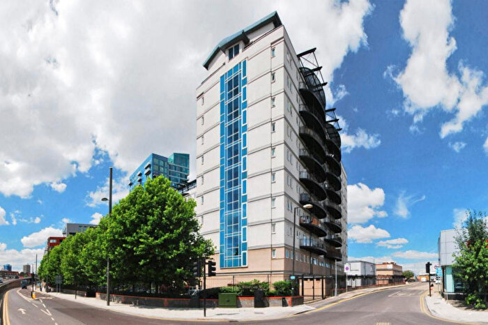 1 Bedroom Apartment To Rent In High Street, London, E15