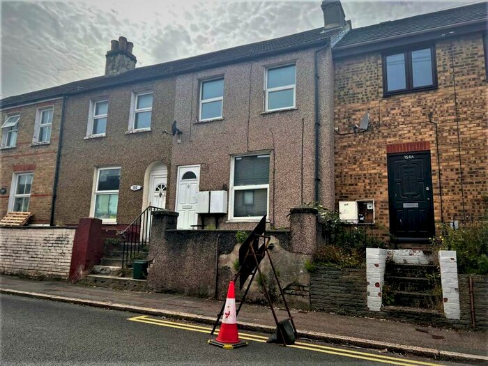 1 Bedroom Apartment To Rent In Rectory Road, Grays, RM17