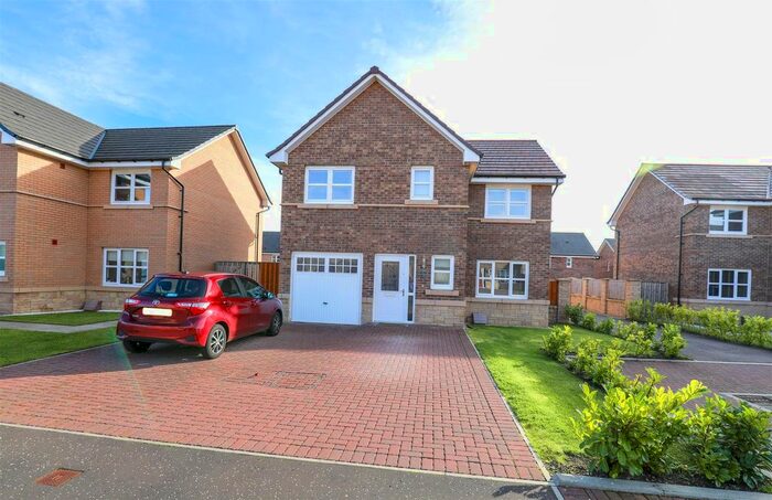 4 Bedroom Detached House For Sale In Rowan Wynd, Kinghorn, Burntisland, KY3