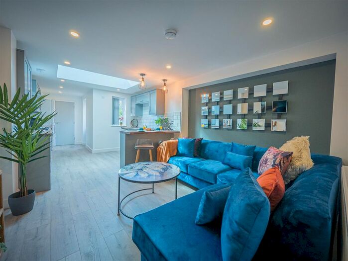 5 Bedroom Terraced House To Rent In Charterhouse Road, Stoke, Coventry, CV1