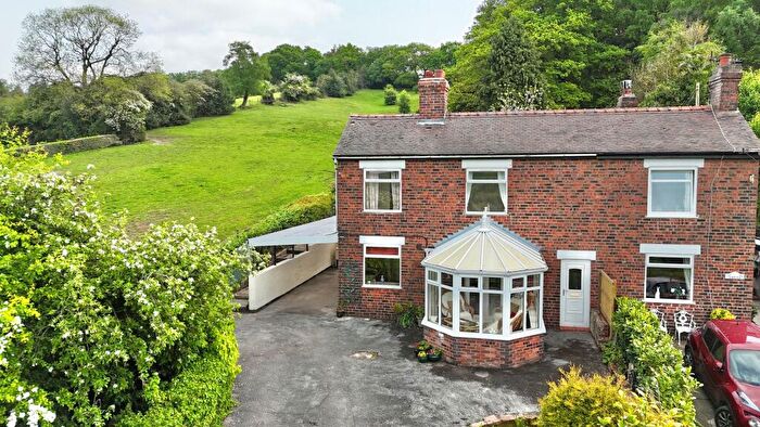 3 Bedroom Semi-Detached House For Sale In Cheadle, Stoke-On-Trent, ST10