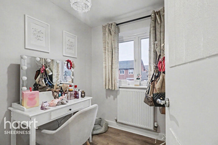 3 Bedroom Semi Detached House For Sale In Crocus Avenue, Minster, ME12