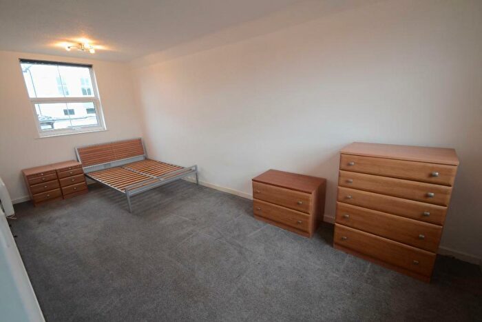 1 Bedroom Apartment To Rent In Ladybarn Road, Fallowfield, Manchester, M14