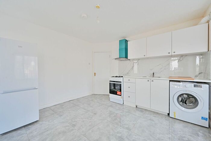2 Bedroom Terraced House To Rent In Croyde Avenue, Greenford, UB6