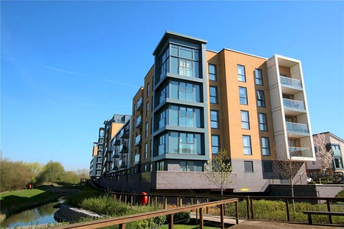 1 Bedroom Flat To Rent In Cygnet House, Drake Way, Reading, Berkshire, RG2