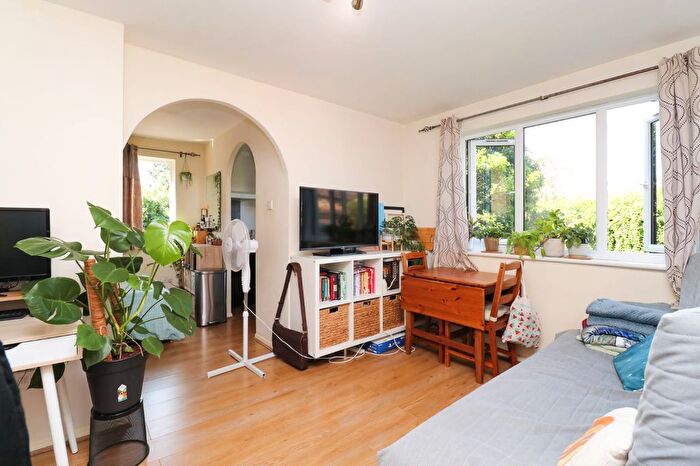 1 Bedroom Studio To Rent In Mornington Road, London, SE8