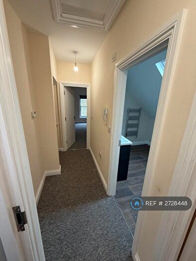 3 Bedroom Flat To Rent In Woodland Road, Bristol, BS8