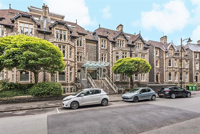 1 Bedroom Flat For Sale In Elmdale Road, Clifton, BS8