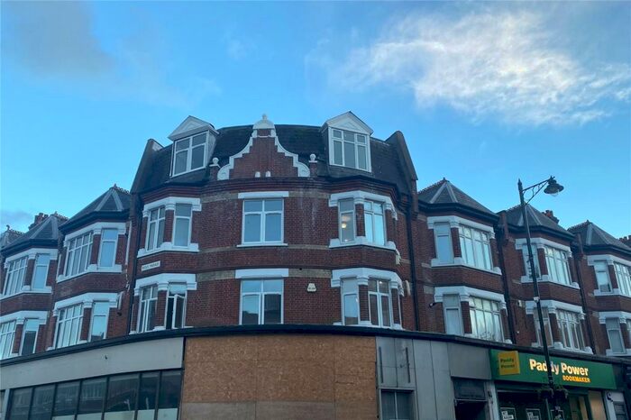 1 Bedroom Apartment To Rent In Woodcote Road, Wallington, SM6