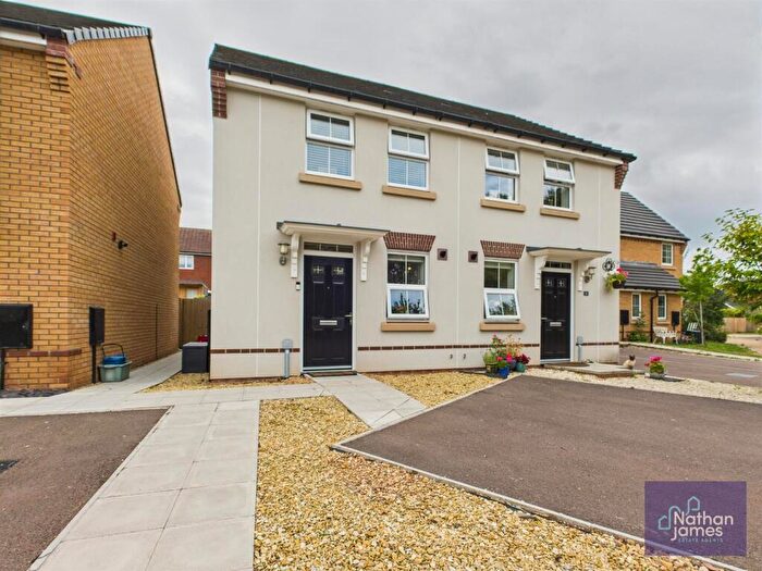 2 Bedroom Semi-Detached House For Sale In Gerddi Tir Llyn, Caldicot, NP26