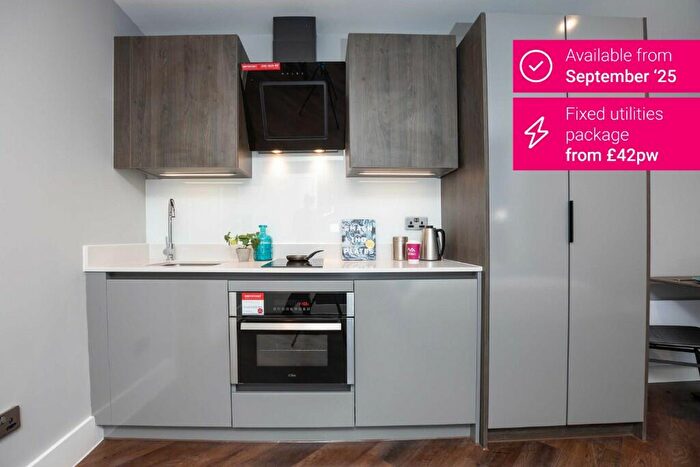 Studio To Rent In Princess Street, Manchester, Greater Manchester, M1