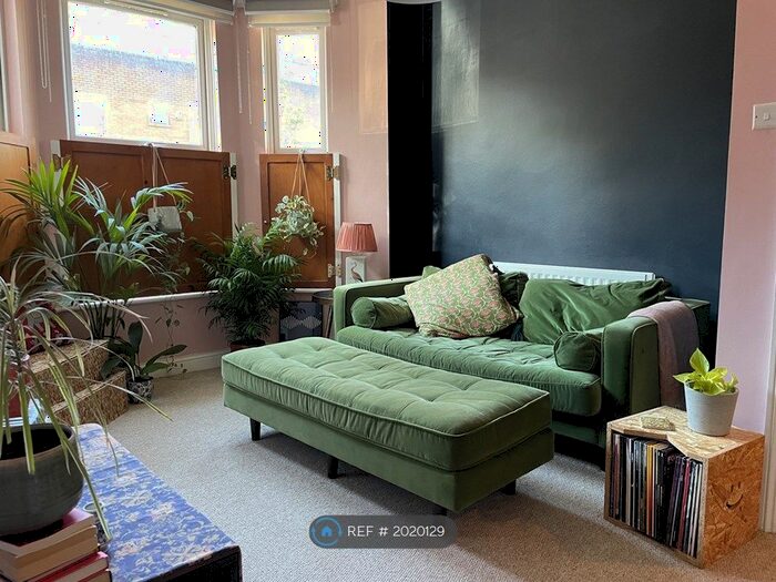 1 Bedroom Flat To Rent In Penton Place, London, SE17