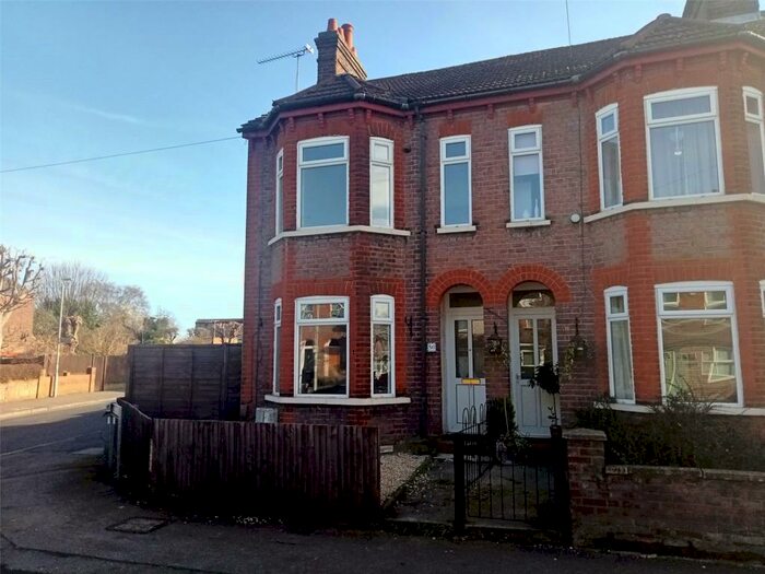 3 Bedroom House To Rent In Great Northern Road, Dunstable, Bedfordshire, LU5