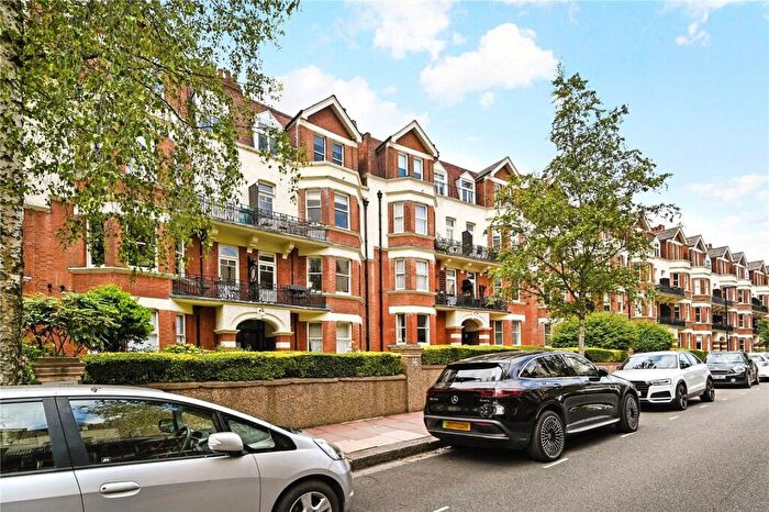 3 Bedroom Apartment For Sale In Havard Court, Honeybourne Road, West Hampstead, London, NW6