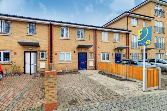 2 Bedroom Terraced House To Rent In Semley Gate, Hackney Wick, London, E9