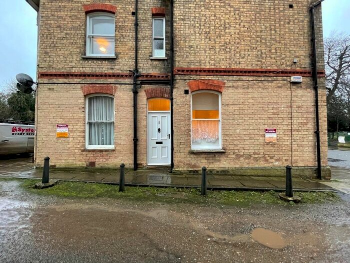 1 Bedroom Flat To Rent In West Street, Alford, LN13