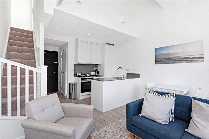 1 Bedroom Apartment To Rent In High Street, Purley, CR8